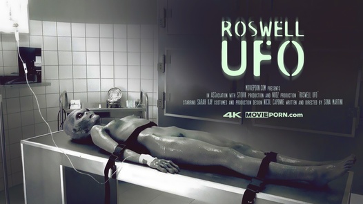 Roswell UFO (movieporn.com)