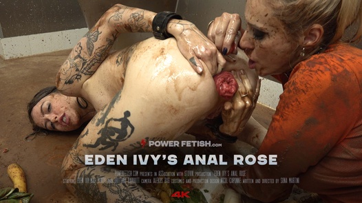 Eden Ivy's anal rose
