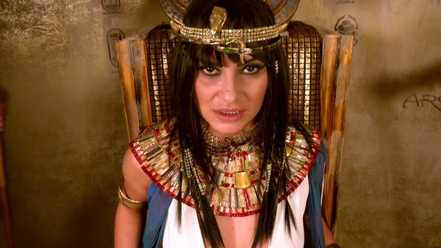 2. Download full pics of Cleopatra from creativeporn.com