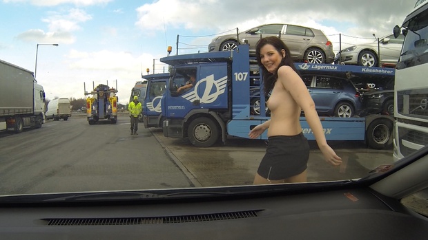 9. Download full pics of Sex for cash in a parking lot from czechbitch.com