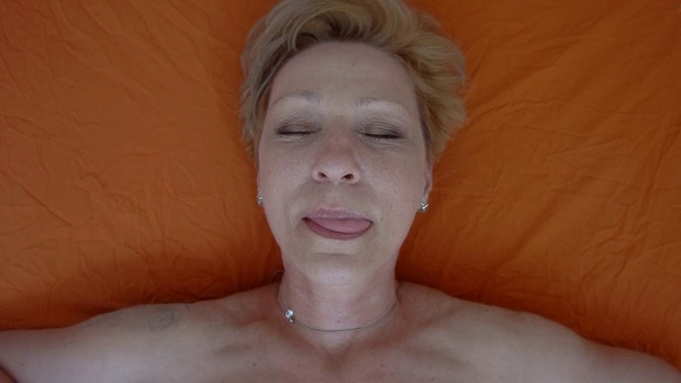 3. Download full pics of Mature woman pleases herself 3 from czechorgasm.com