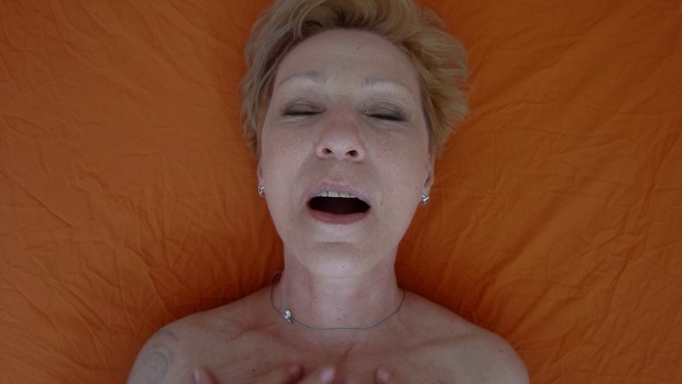 5. Download full pics of Mature woman pleases herself 3 from czechorgasm.com