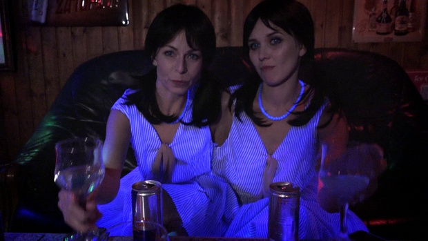 4. Download full pics of Freak house: Siamese Twins from horrorporn.com