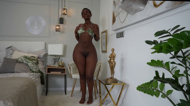 2. Download full pics of Unusual Award N.13: Extreme Gluteal Proportions in African Woman from unusualpeople.com