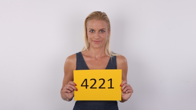 CZECH CASTING - LUCIE (4221)