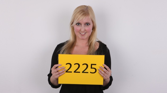 CZECH CASTING - LUCIE (2225)