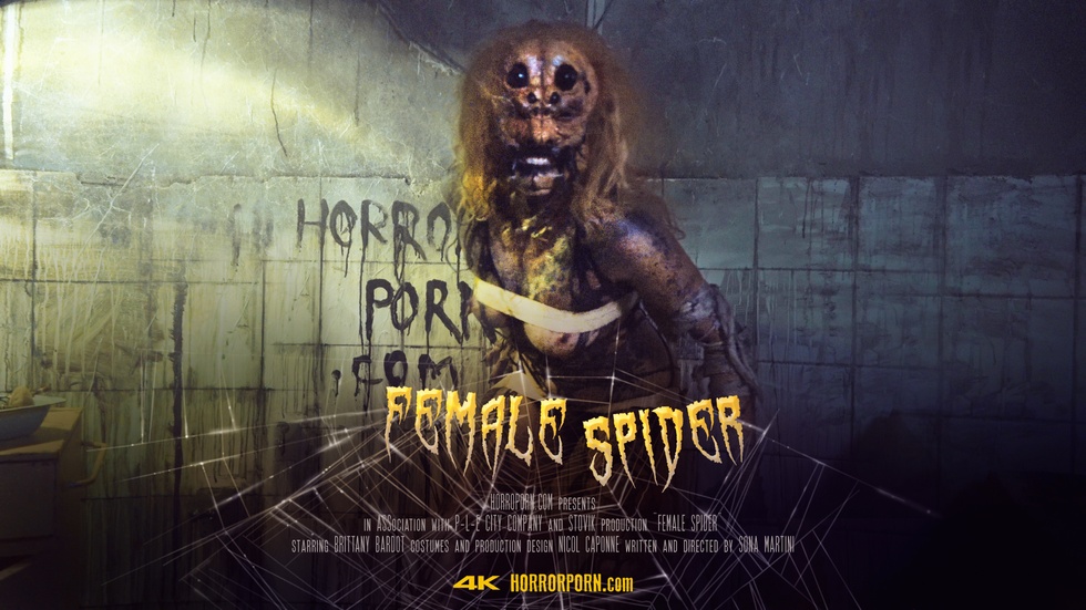 980px x 551px - Female spider :: Horror Porn