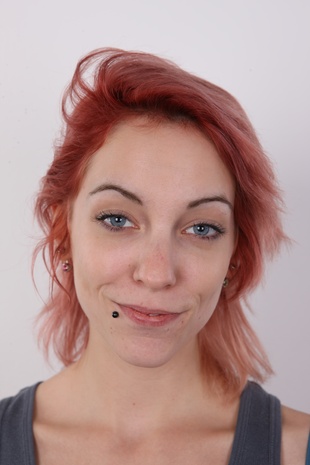 1. Download full pics of model CZECH CASTING - VIKTORIE (1481) from czechcasting.com
