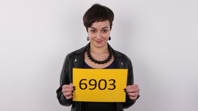 CZECH CASTING - LUCIE (6903)