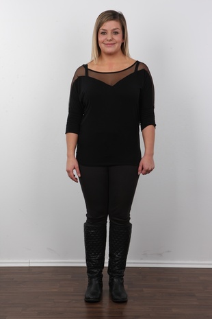 2. Download full pics of model CZECH CASTING - VERONIKA (5136) from czechcasting.com