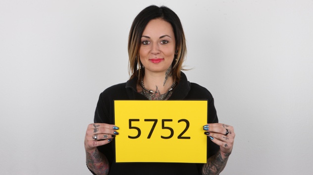 CZECH CASTING - MARTINA (5752)