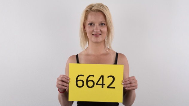 CZECH CASTING - DENISA (6642)