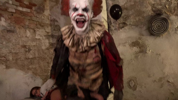 4. Download full pics of IT is a clown from horrorporn.com