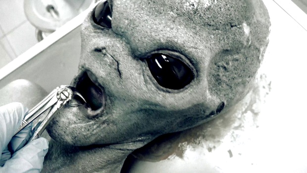 2. Download full pics of Roswell UFO (movieporn.com) from movieporn.com